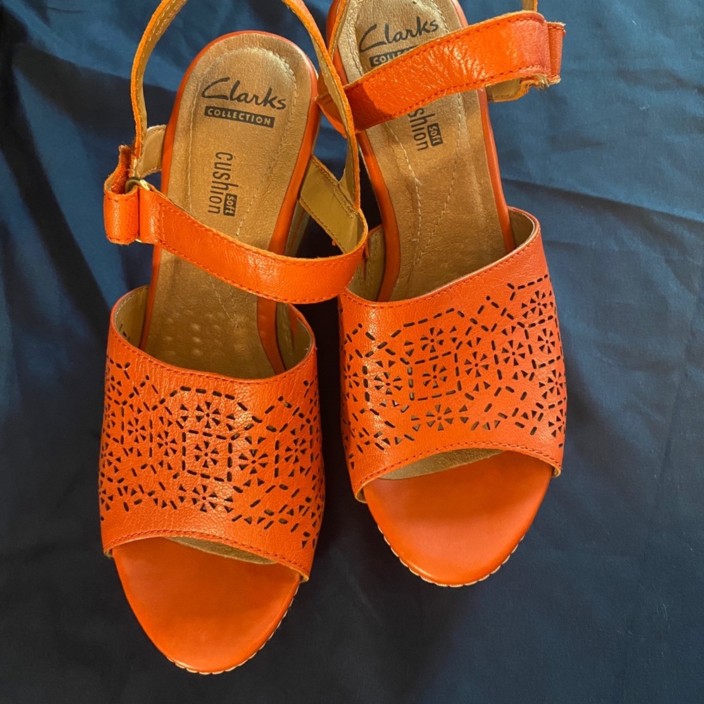 Clarks orange wedges